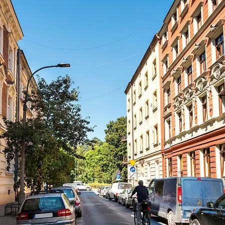 View / Kochanowskiego Apartment *